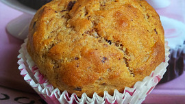 Banánové muffiny s kousky čokolády
